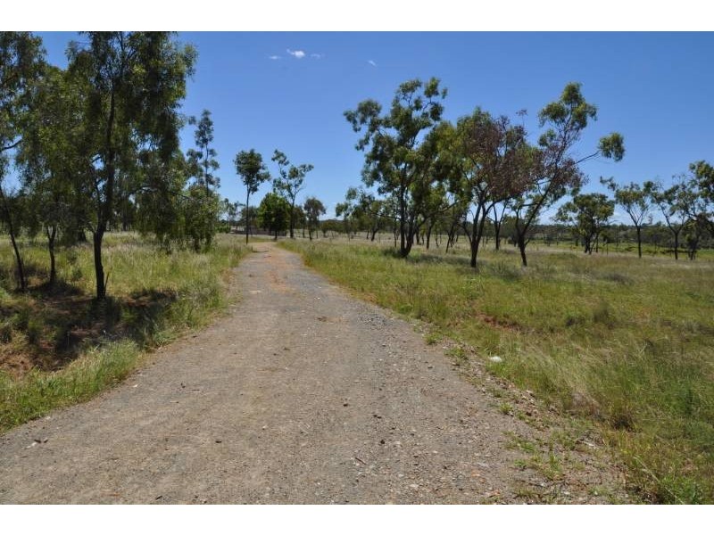 254 Sandy Creek Road, Southern Cross QLD 4820