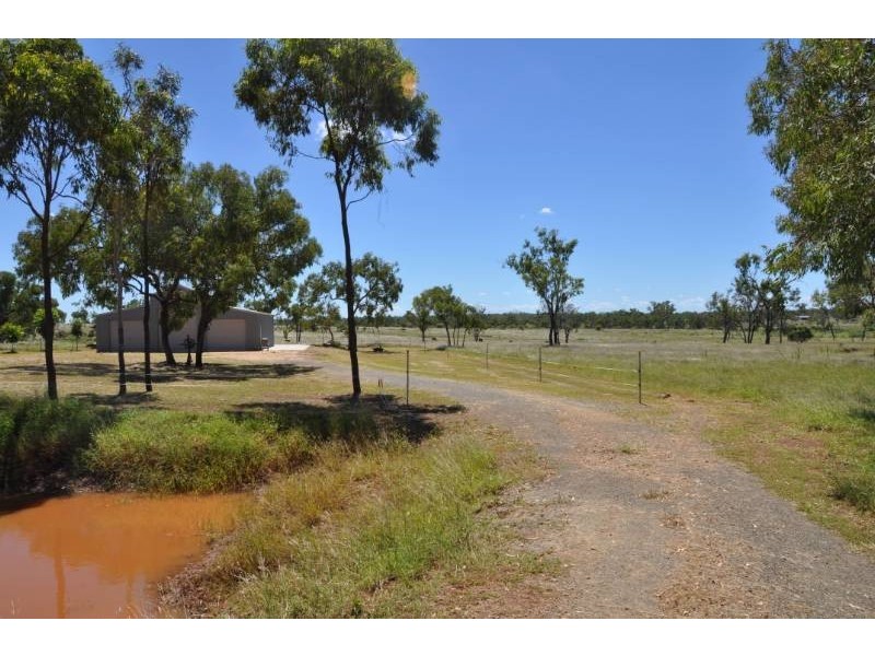 254 Sandy Creek Road, Southern Cross QLD 4820