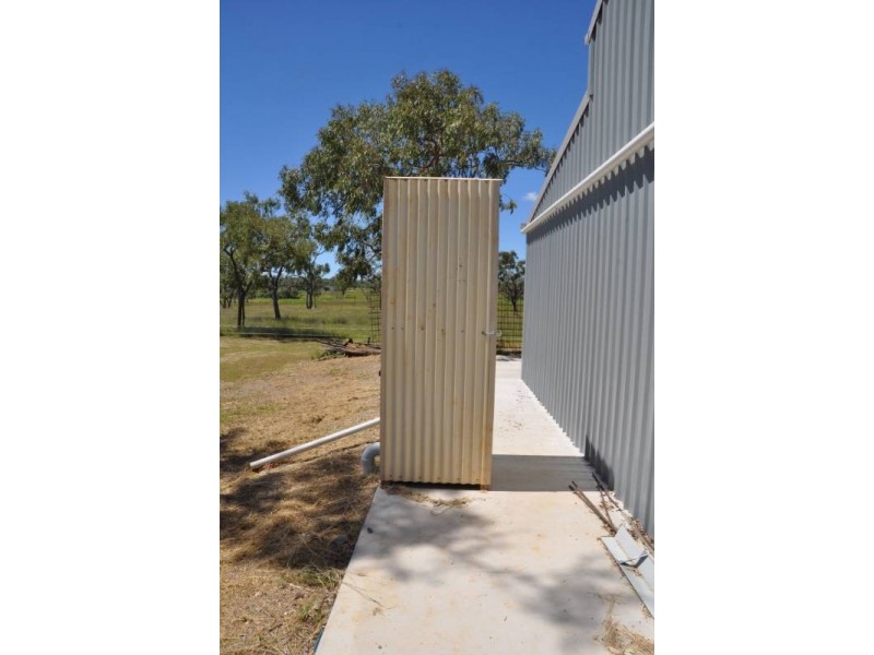 254 Sandy Creek Road, Southern Cross QLD 4820