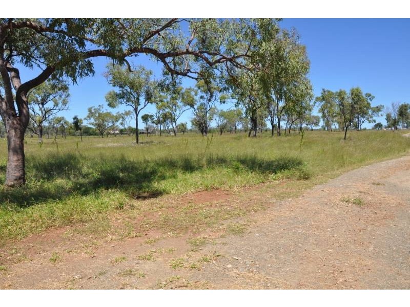 254 Sandy Creek Road, Southern Cross QLD 4820