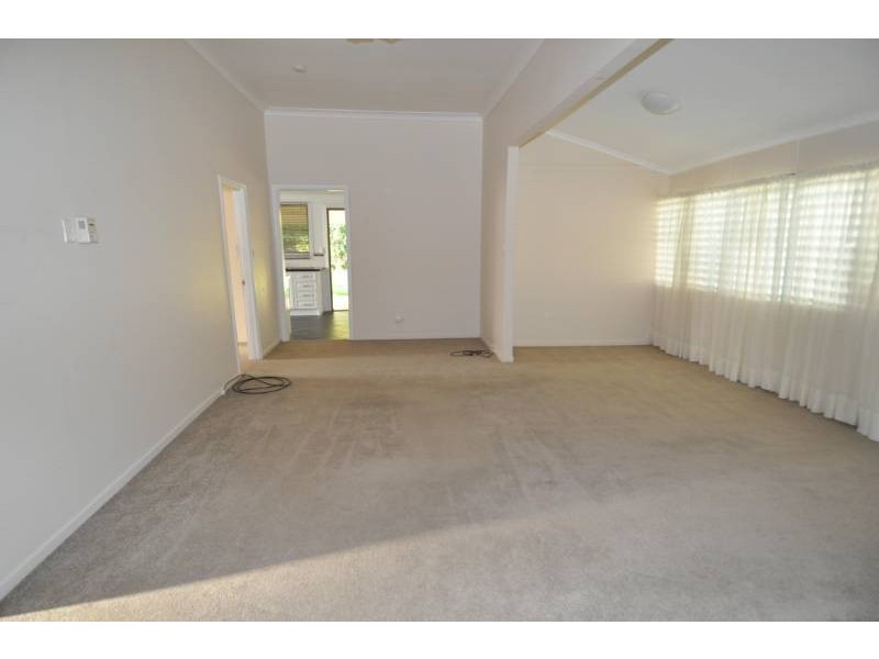 18 Park Street, Charters Towers QLD 4820