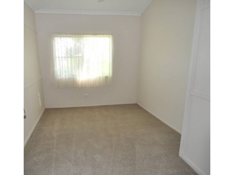 18 Park Street, Charters Towers QLD 4820