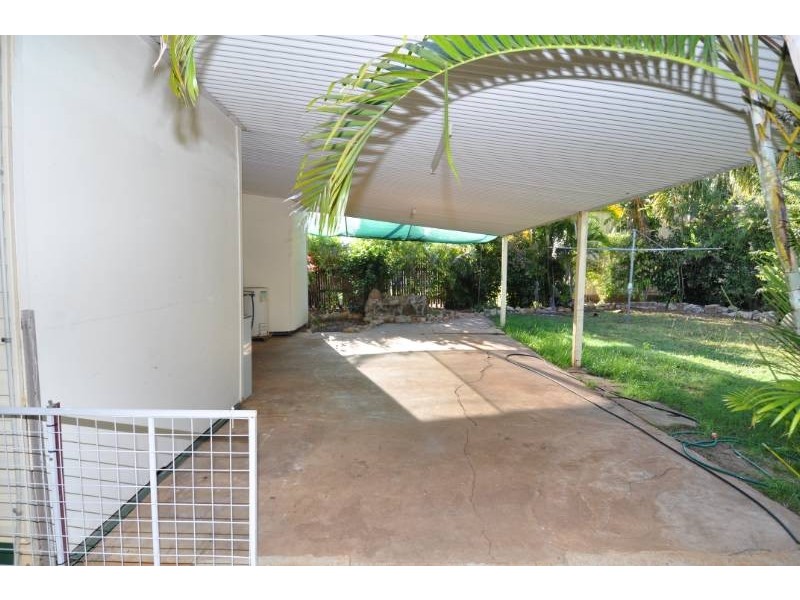 18 Park Street, Charters Towers QLD 4820