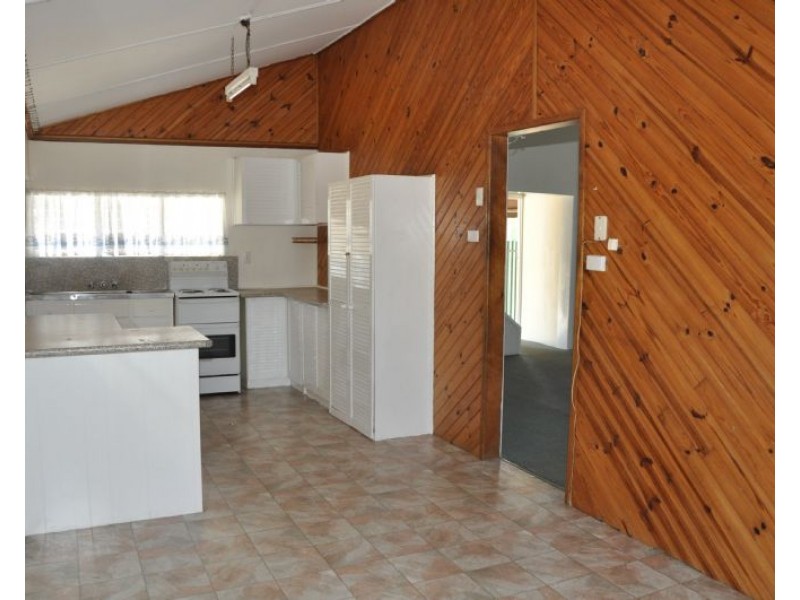 100 Towers Street, Charters Towers City QLD 4820