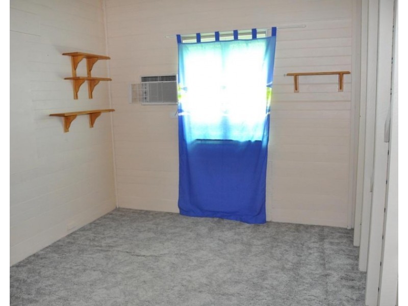 11 Craven Street, Charters Towers QLD 4820