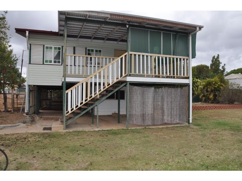 11 Craven Street, Charters Towers QLD 4820