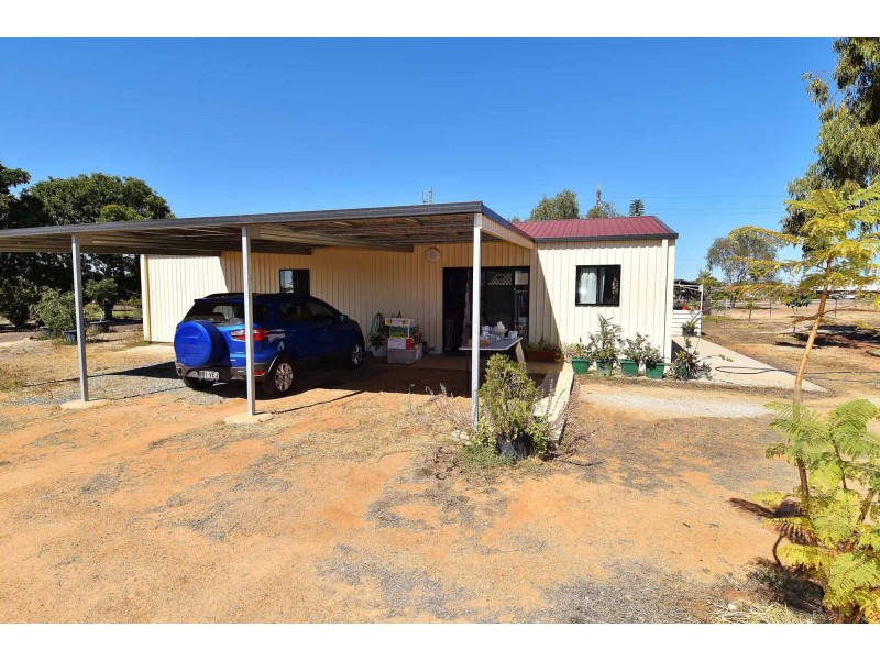 26 Simpson Street, Charters Towers QLD 4820