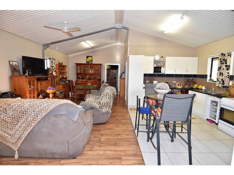 26 Simpson Street, Charters Towers QLD 4820