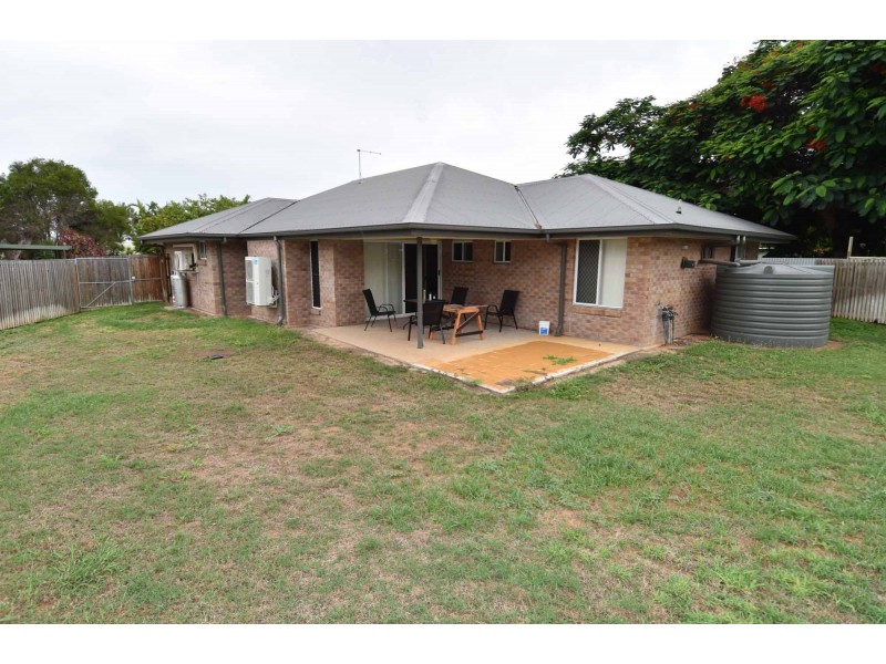 5A Hewett Street, Toll QLD 4820