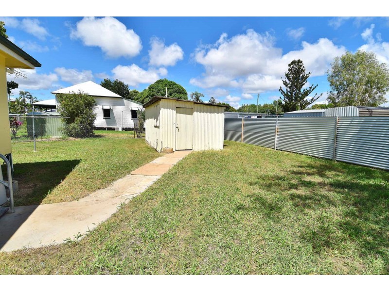 40 Hackett Terrace, Charters Towers QLD 4820