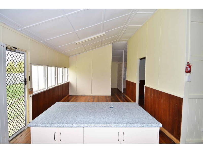 40 Hackett Terrace, Charters Towers QLD 4820