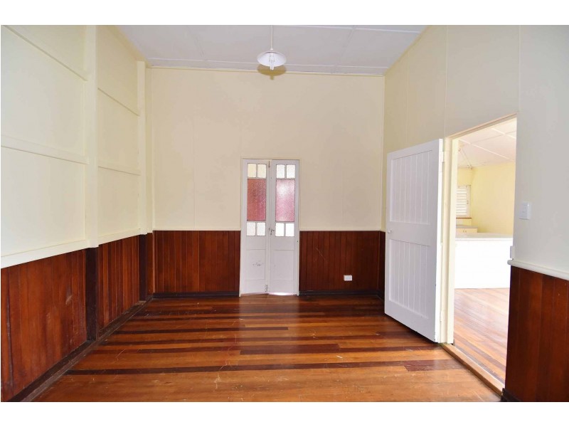 40 Hackett Terrace, Charters Towers QLD 4820