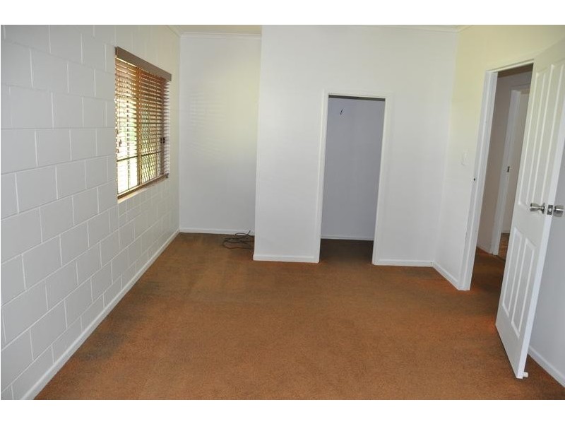 20 New Queen Road, Charters Towers QLD 4820