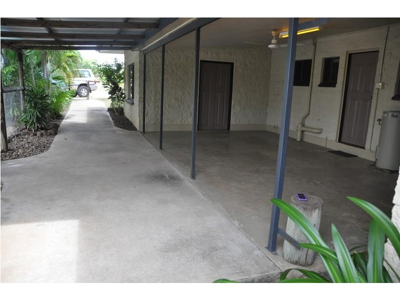 20 New Queen Road, Charters Towers QLD 4820