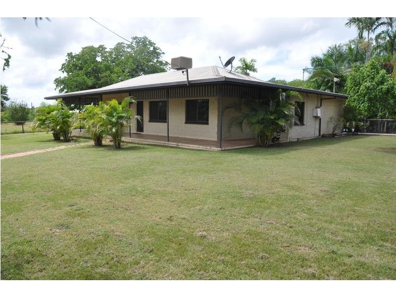 20 New Queen Road, Charters Towers QLD 4820