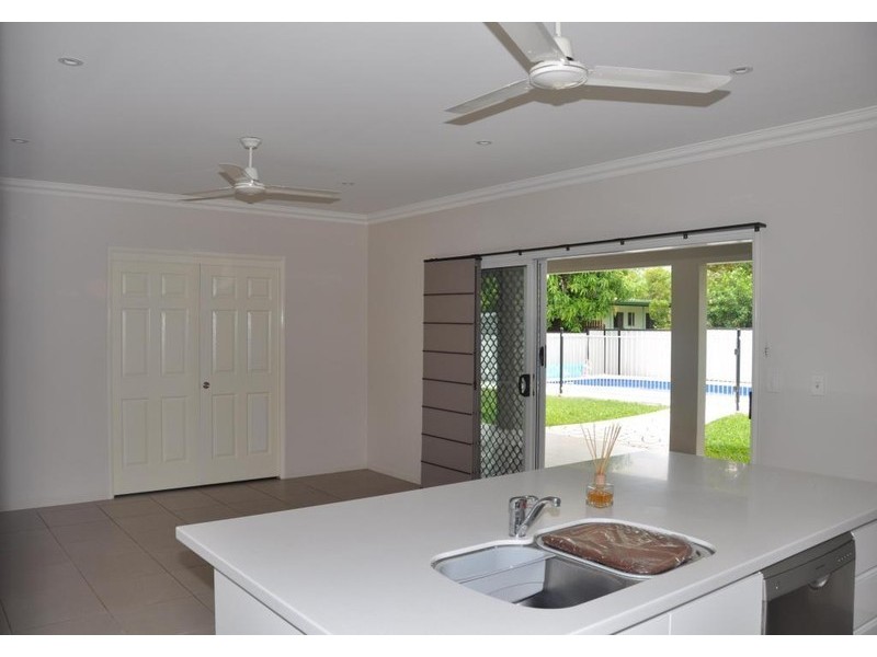 10 King Street, Charters Towers QLD 4820