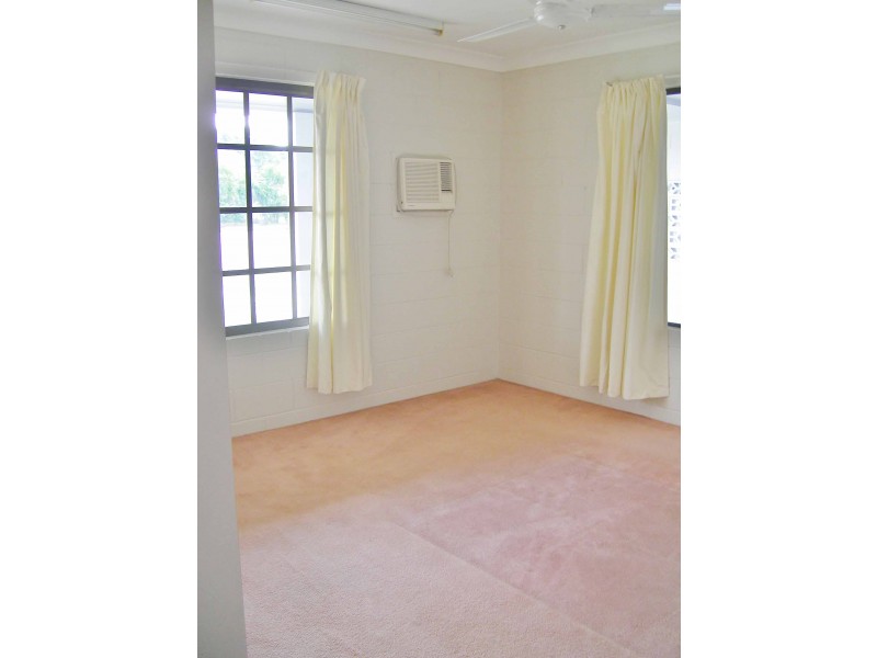 33 Millchester Road, Charters Towers QLD 4820