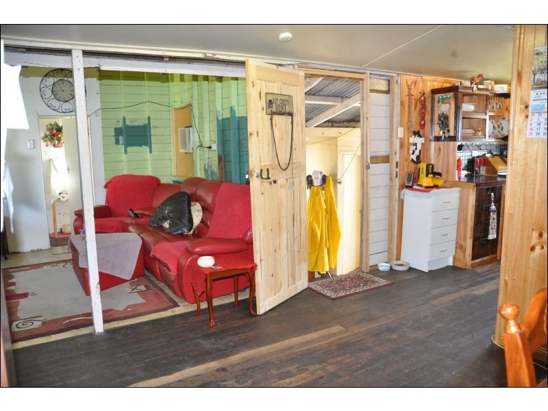 36 Mount Leyshon Road, Charters Towers QLD 4820