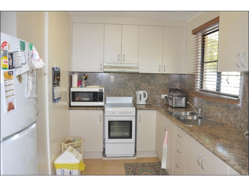 9 Duke Street, Charters Towers QLD 4820