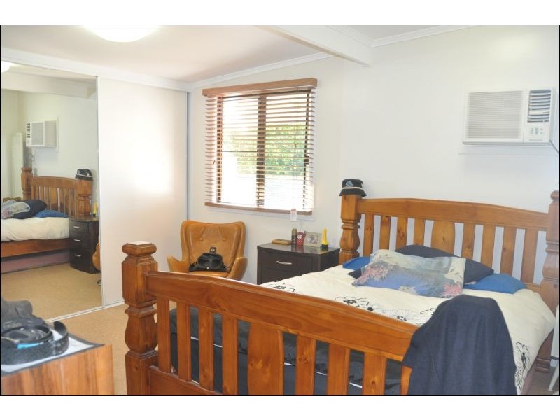 9 Duke Street, Charters Towers QLD 4820