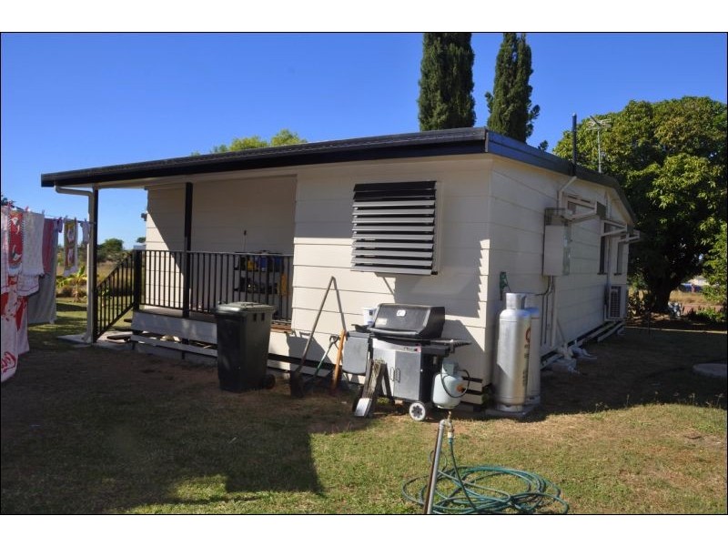 9 Duke Street, Charters Towers QLD 4820