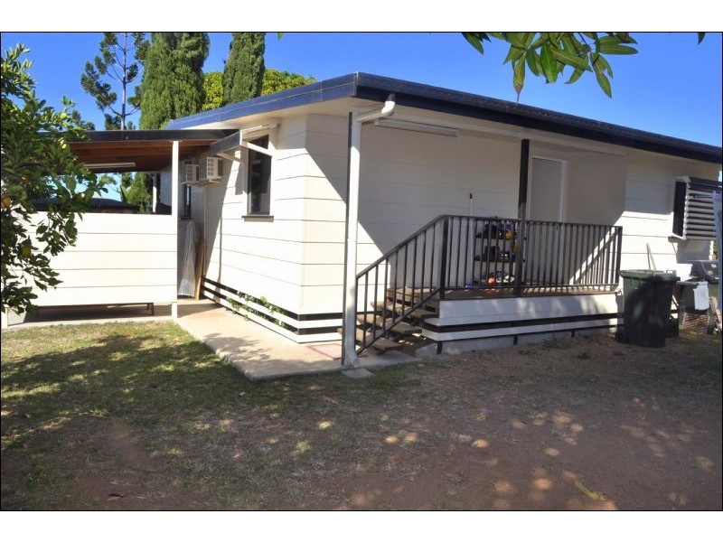 9 Duke Street, Charters Towers QLD 4820