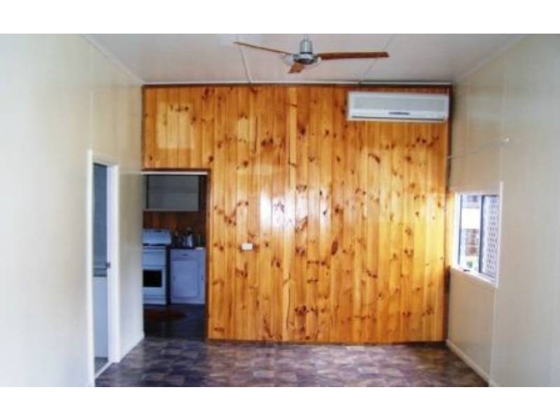 34 Aland Street, Charters Towers QLD 4820