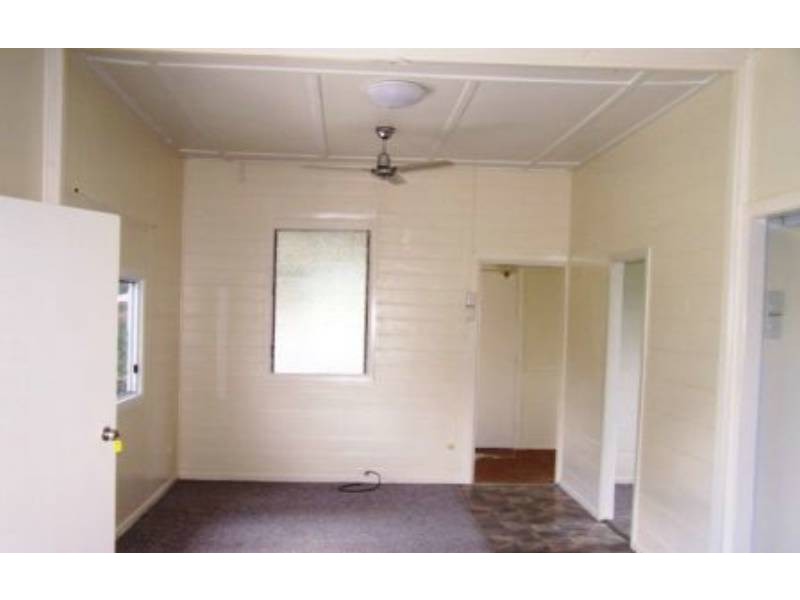 34 Aland Street, Charters Towers QLD 4820