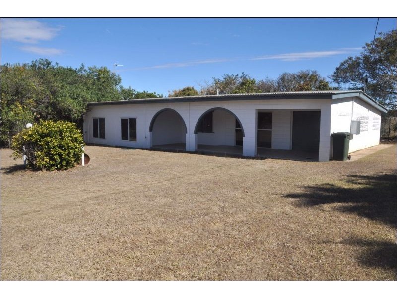 12 Bluff Road, Queenton QLD 4820