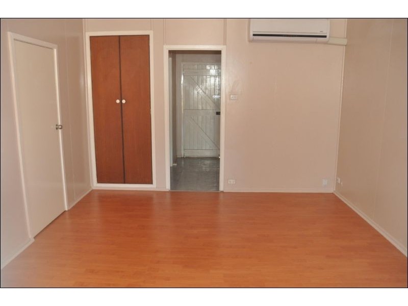 12 Bluff Road, Queenton QLD 4820