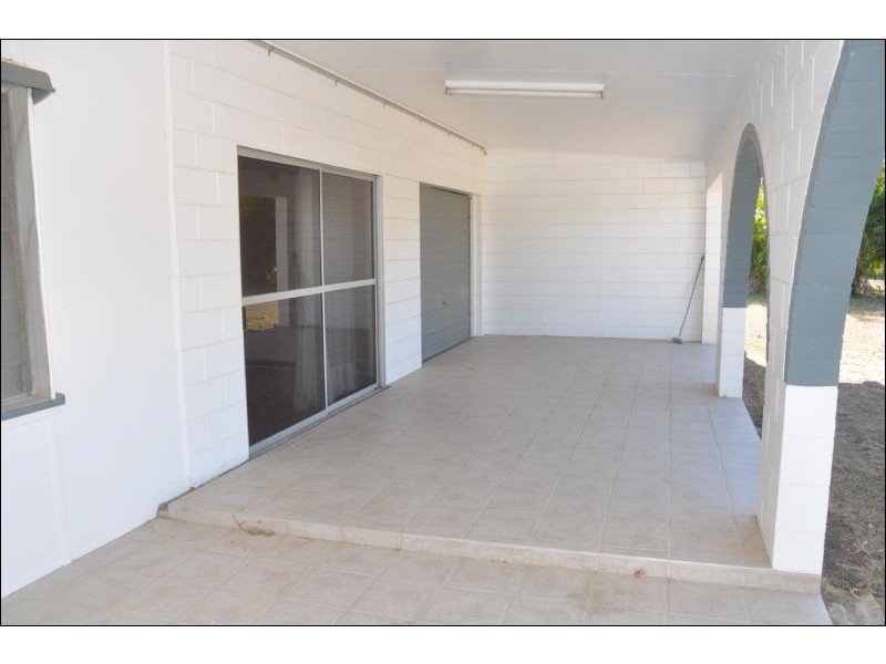 12 Bluff Road, Queenton QLD 4820