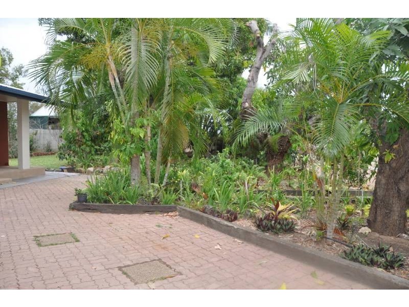 24 Aplin Street, Charters Towers QLD 4820