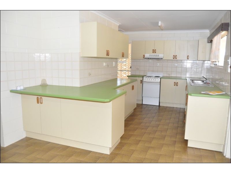 31 Jackson Street, Charters Towers QLD 4820