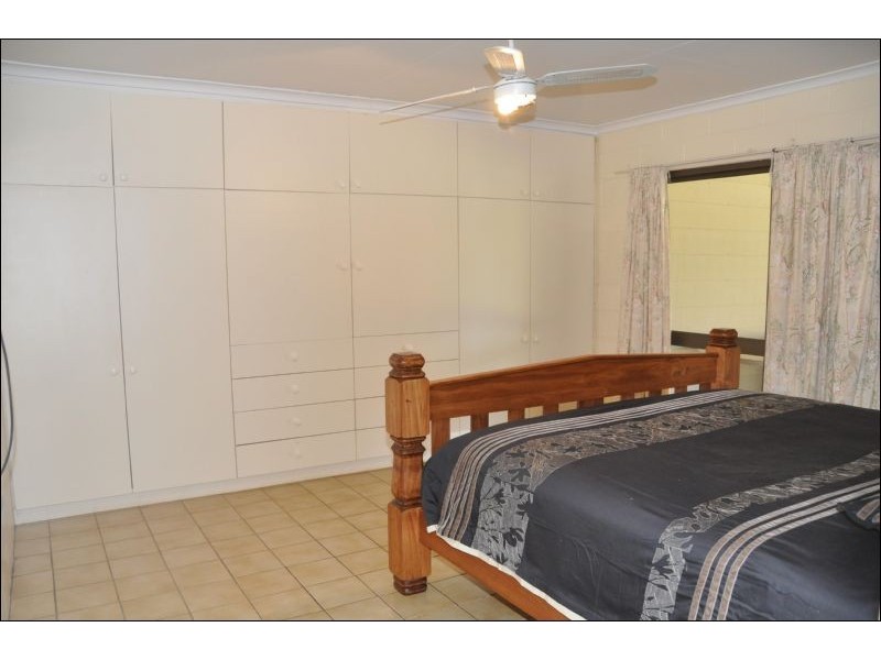 31 Jackson Street, Charters Towers QLD 4820