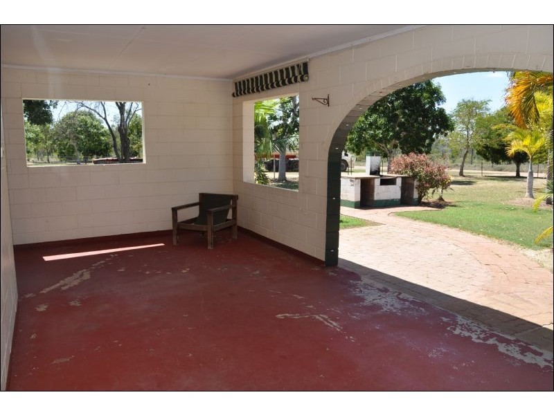 31 Jackson Street, Charters Towers QLD 4820