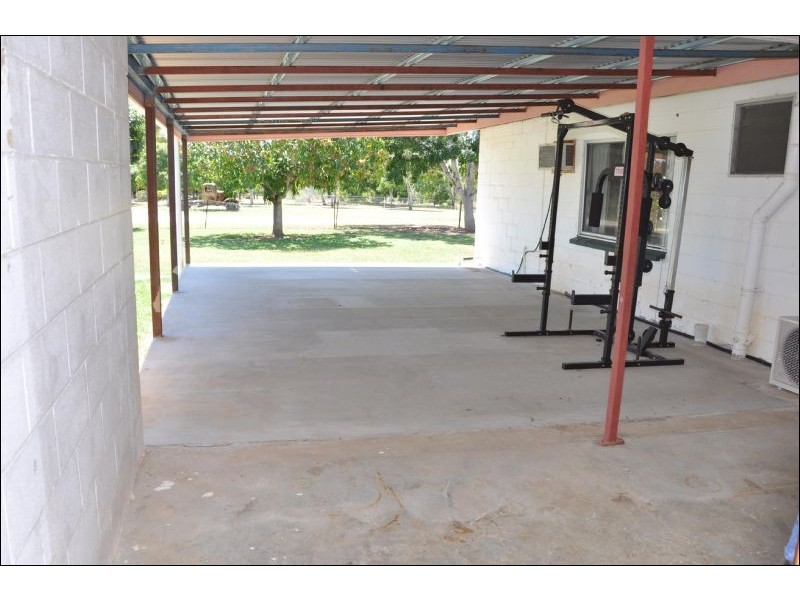 31 Jackson Street, Charters Towers QLD 4820