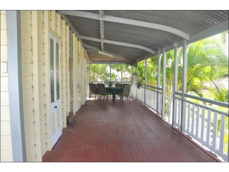 216 Gill Street, Charters Towers QLD 4820