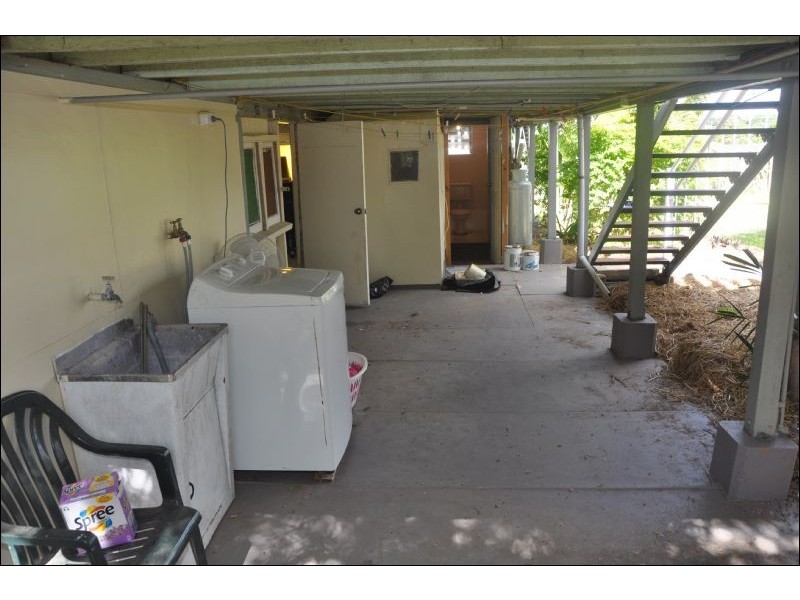 216 Gill Street, Charters Towers QLD 4820