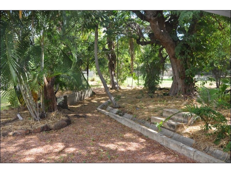 216 Gill Street, Charters Towers QLD 4820