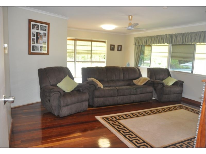 20 Park Street, Charters Towers QLD 4820