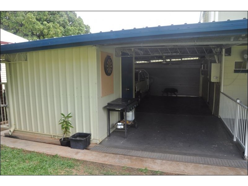 20 Park Street, Charters Towers QLD 4820