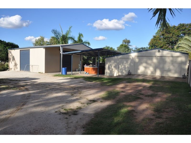 15 Aplin Street, Charters Towers QLD 4820