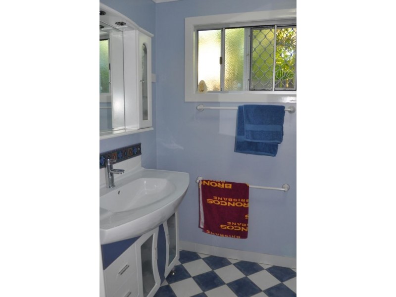 15 Aplin Street, Charters Towers QLD 4820