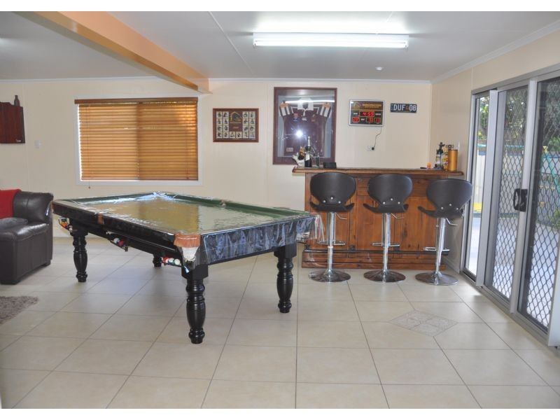 15 Aplin Street, Charters Towers QLD 4820