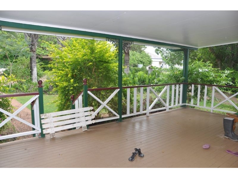 27 Rutherford Street, Charters Towers QLD 4820