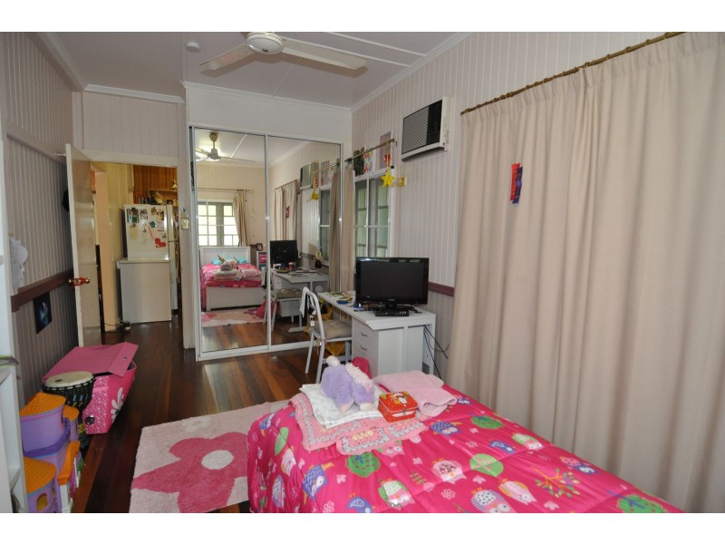 27 Rutherford Street, Charters Towers QLD 4820