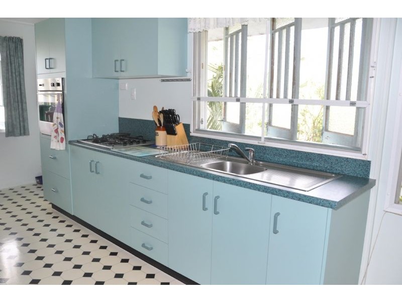 17 Church Street, Charters Towers QLD 4820