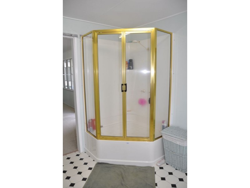 17 Church Street, Charters Towers QLD 4820