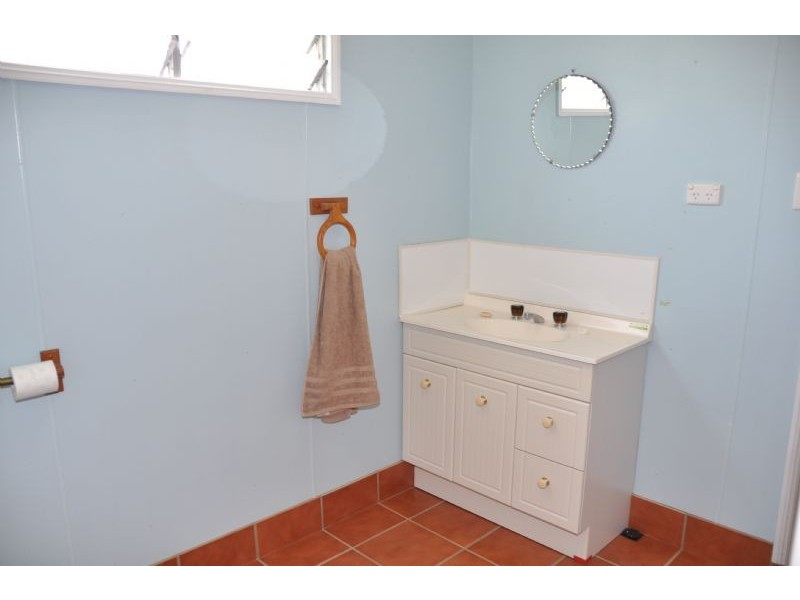 17 Church Street, Charters Towers QLD 4820