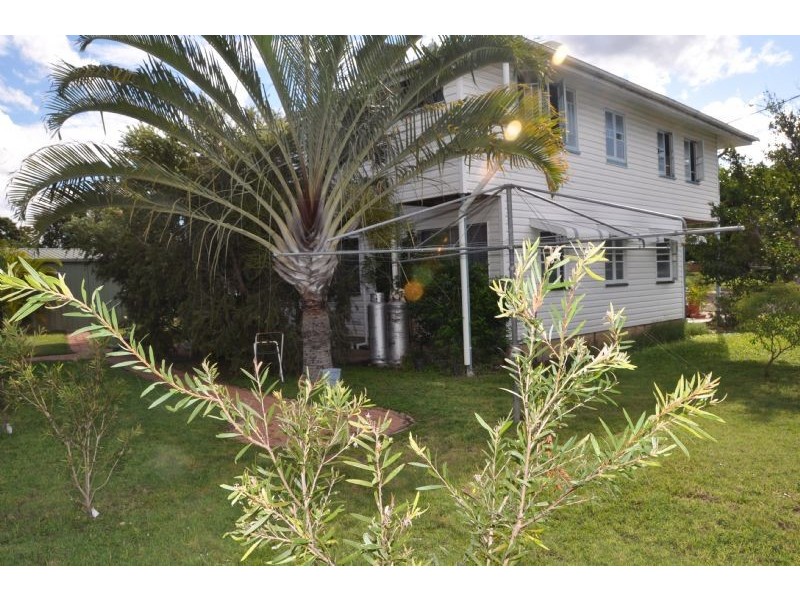17 Church Street, Charters Towers QLD 4820